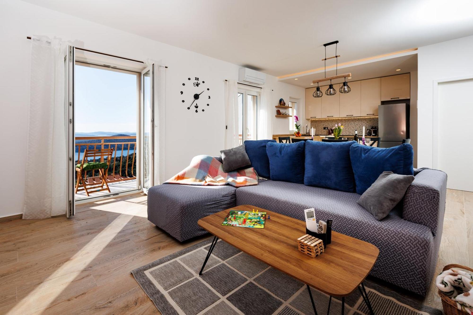 Summer Breeze Apartment - Quiet Place With A Spectacular View And A Garden シベニク エクステリア 写真